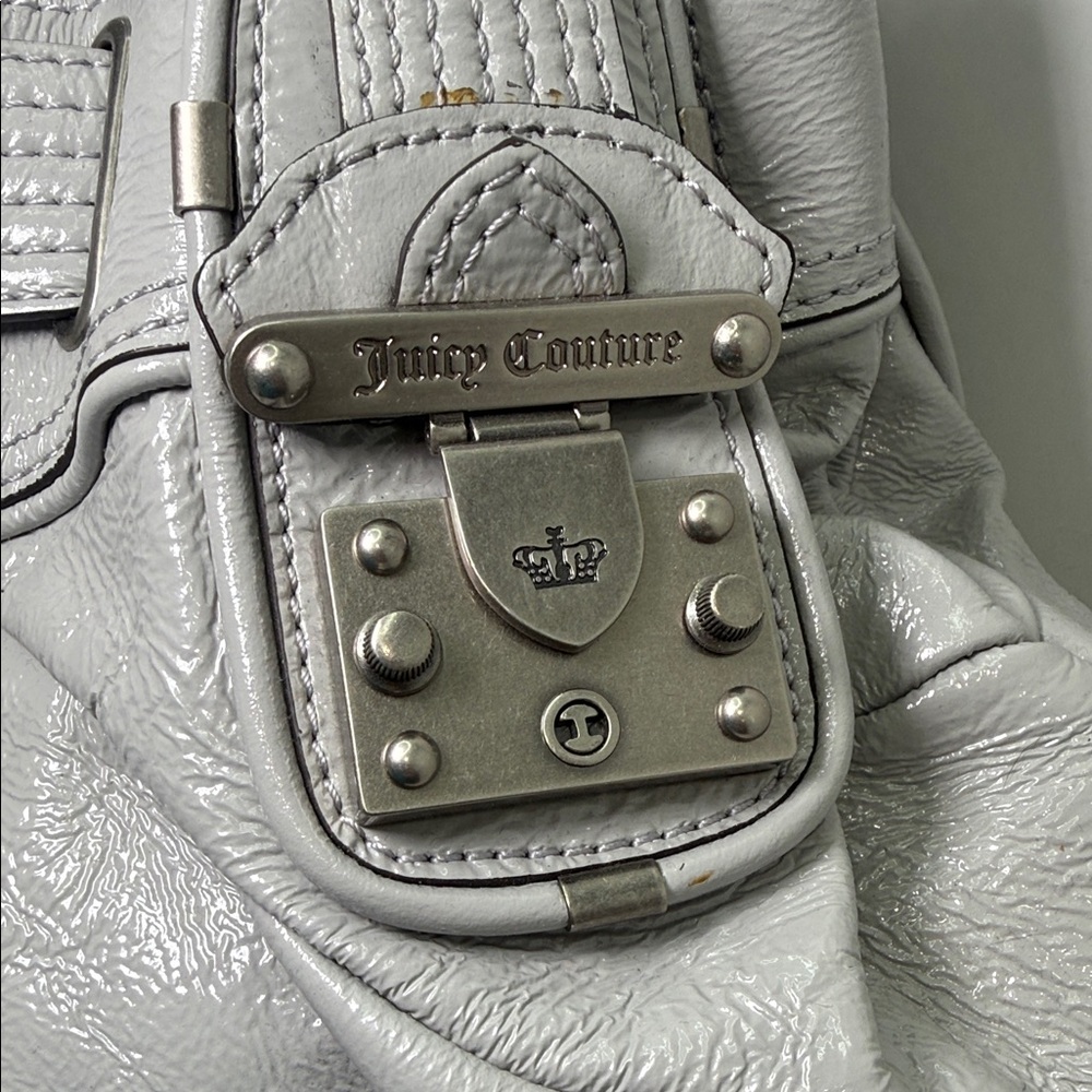 Juicy Couture Light Gray Patent Leather Shoulder Bag - Picture 3 of 15